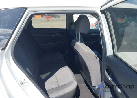 2021 Kia Seltos Lx z USA, uszkodzony, nr VIN KNDEPCAA9M7081975